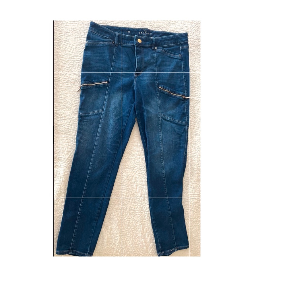 WHBM White
House Black Market The Skinny Jeans With Zipper Detail Front Pockets